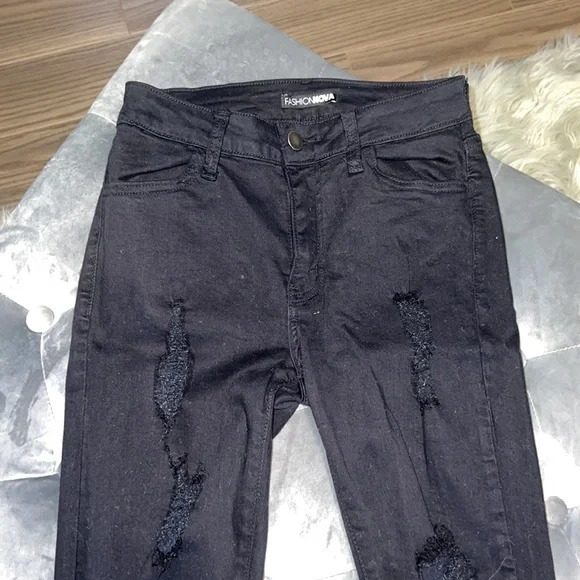 Jeans - Picture 3 of 5